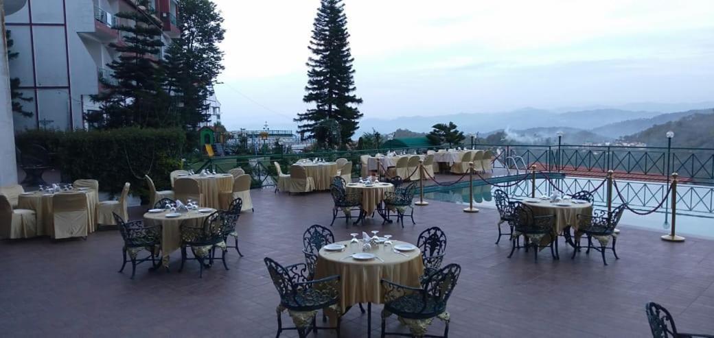 Kasauli Resort By Piccadily ภายนอก รูปภาพ